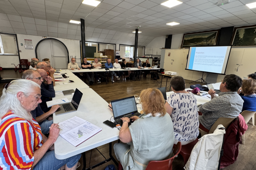 réunis en comité syndical le 16 juin 2026, les élus de l'EPAGA ont voté à l'unanimité contre le projet de l’État de déclasser neuf communes des monts d'Arrée de la liste des zones vulnérables aux nitrates